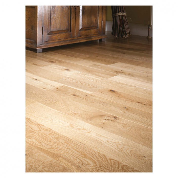 K3 Engineered Oak Lacquered Floor 18x125mm 2.2m²